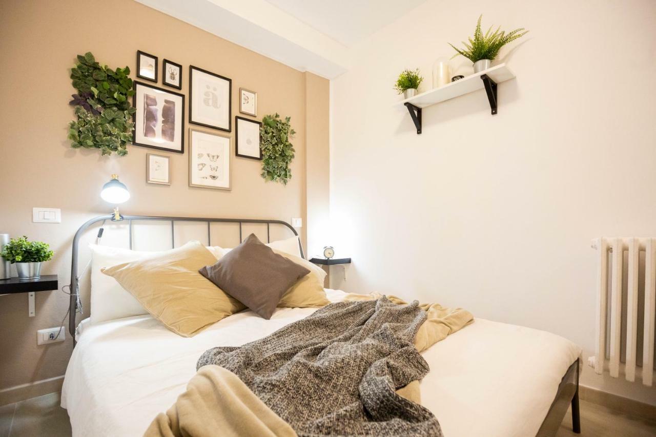 Apartment Paruta 65 Milan Bagian luar foto