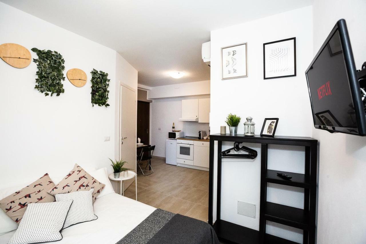 Apartment Paruta 65 Milan Bagian luar foto